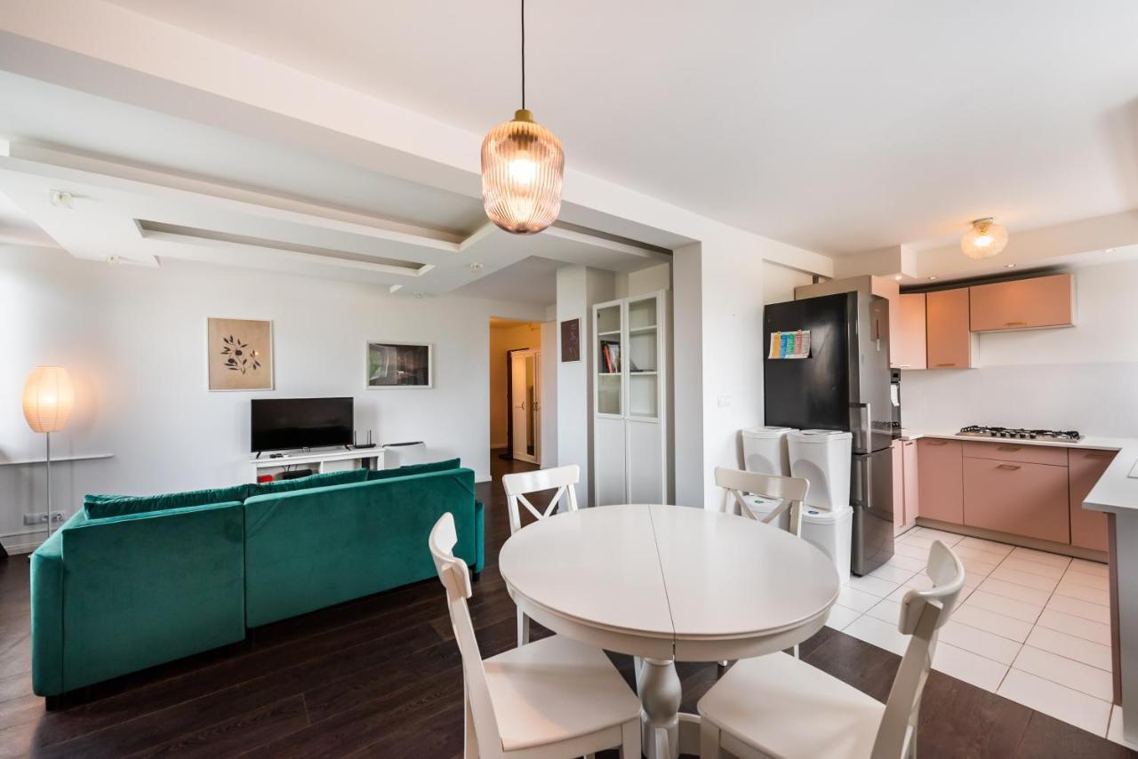 Saska Kepa Green Apartment 바르샤바 외부 사진