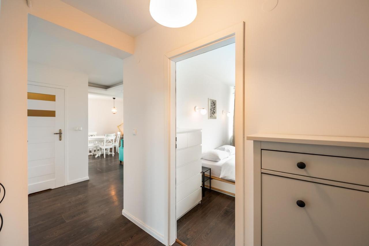 Saska Kepa Green Apartment 바르샤바 외부 사진